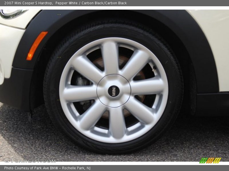 Pepper White / Carbon Black/Carbon Black 2007 Mini Cooper S Hardtop