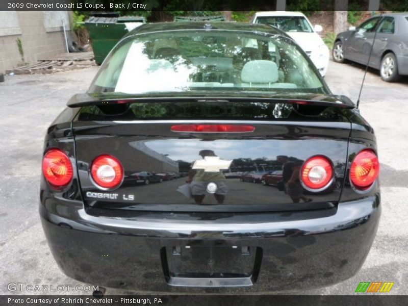 Black / Gray 2009 Chevrolet Cobalt LS Coupe