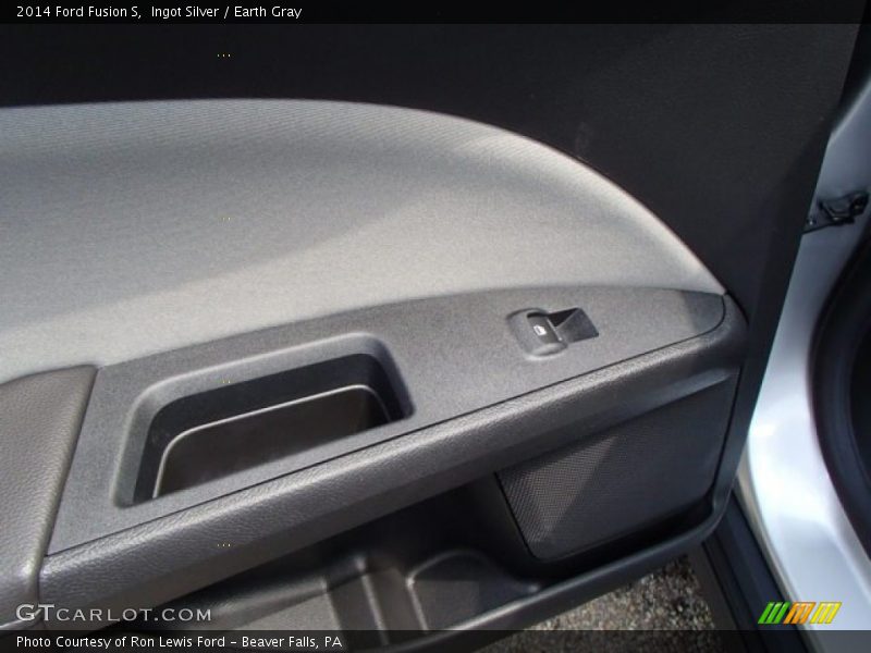 Ingot Silver / Earth Gray 2014 Ford Fusion S