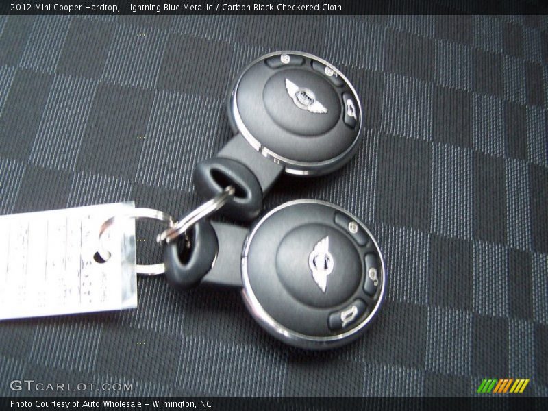 Lightning Blue Metallic / Carbon Black Checkered Cloth 2012 Mini Cooper Hardtop