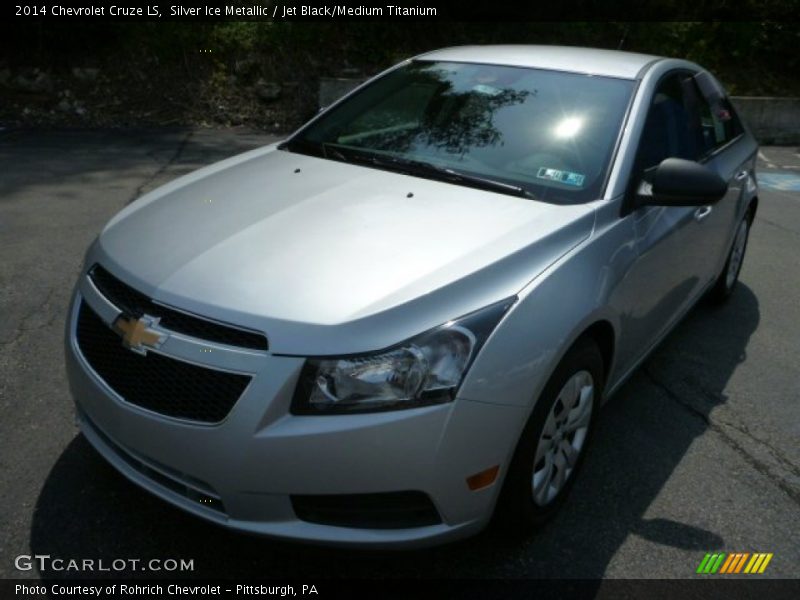 Silver Ice Metallic / Jet Black/Medium Titanium 2014 Chevrolet Cruze LS