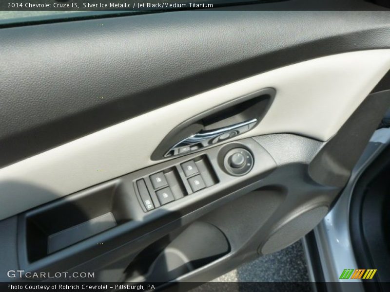 Silver Ice Metallic / Jet Black/Medium Titanium 2014 Chevrolet Cruze LS