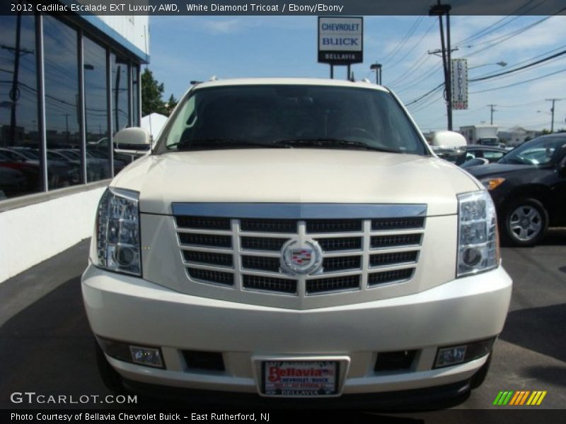 White Diamond Tricoat / Ebony/Ebony 2012 Cadillac Escalade EXT Luxury AWD