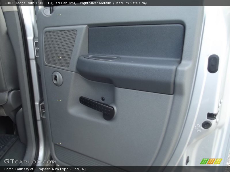 Bright Silver Metallic / Medium Slate Gray 2007 Dodge Ram 1500 ST Quad Cab 4x4