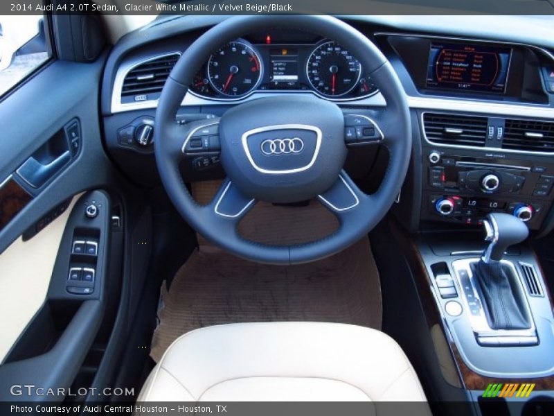 Dashboard of 2014 A4 2.0T Sedan