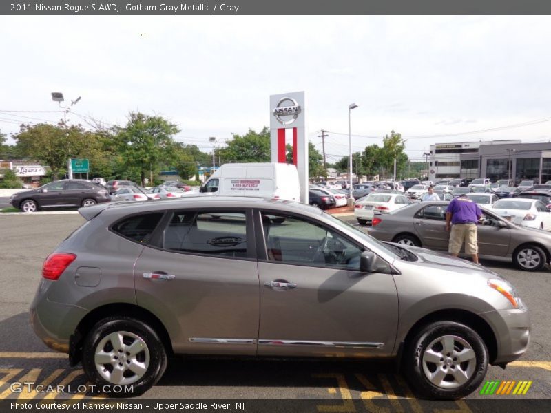 Gotham Gray Metallic / Gray 2011 Nissan Rogue S AWD