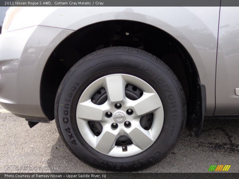 Gotham Gray Metallic / Gray 2011 Nissan Rogue S AWD