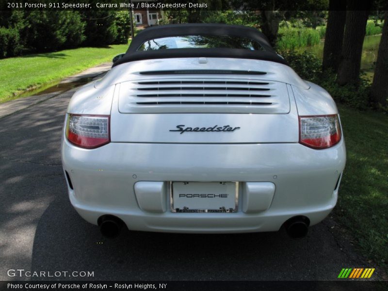 Carrara White / Black/Speedster Details 2011 Porsche 911 Speedster