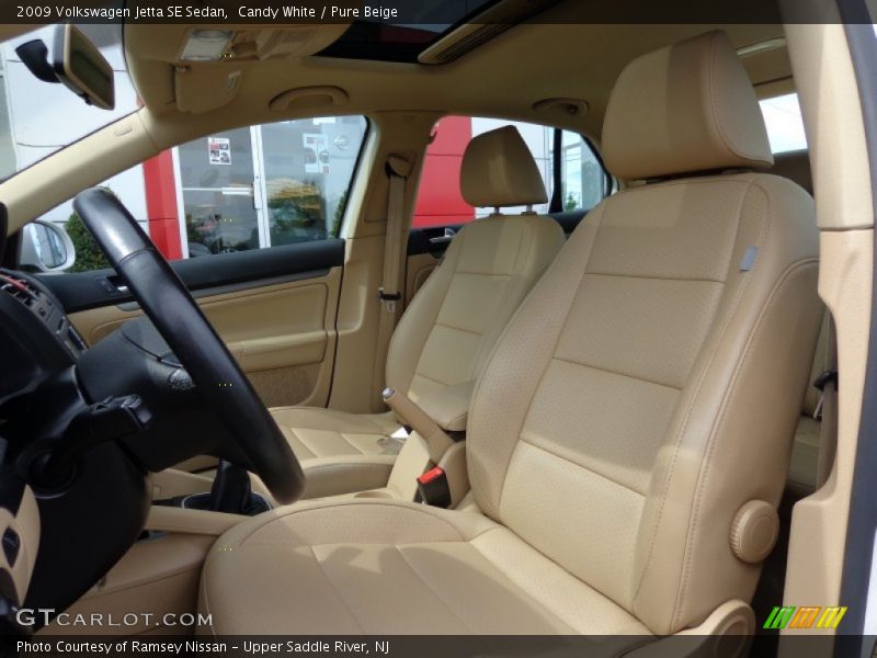 Candy White / Pure Beige 2009 Volkswagen Jetta SE Sedan