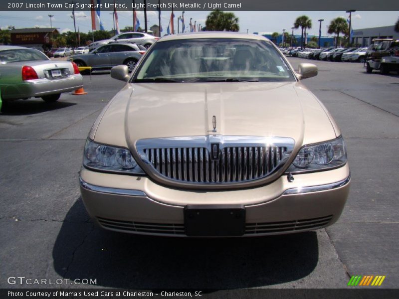 Light French Silk Metallic / Light Camel 2007 Lincoln Town Car Signature Limited
