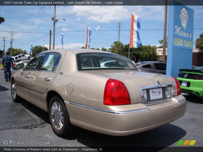 Light French Silk Metallic / Light Camel 2007 Lincoln Town Car Signature Limited