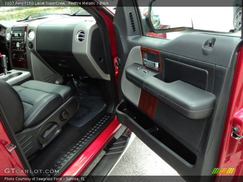 Redfire Metallic / Black 2007 Ford F150 Lariat SuperCrew