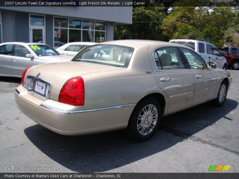 Light French Silk Metallic / Light Camel 2007 Lincoln Town Car Signature Limited