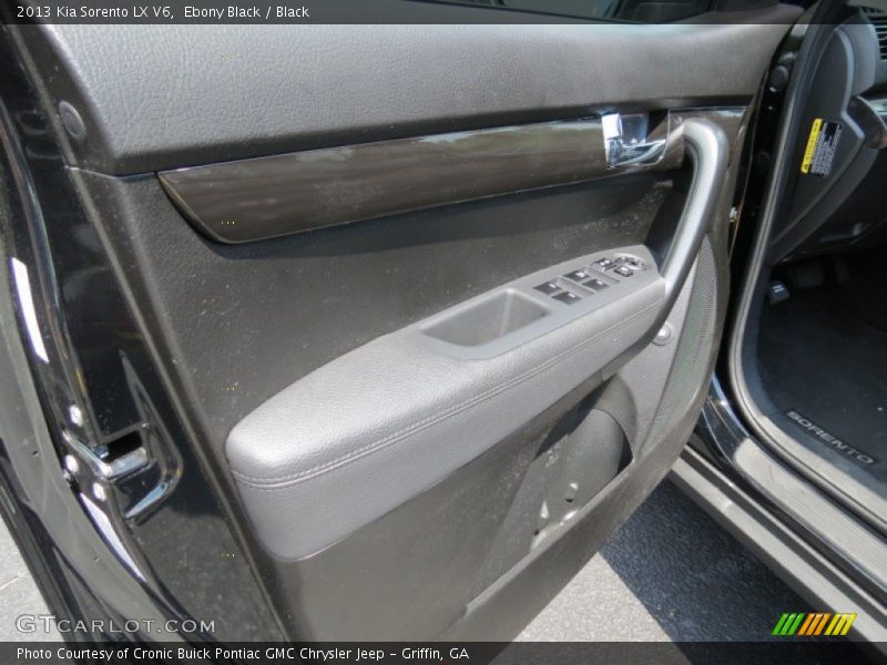 Ebony Black / Black 2013 Kia Sorento LX V6
