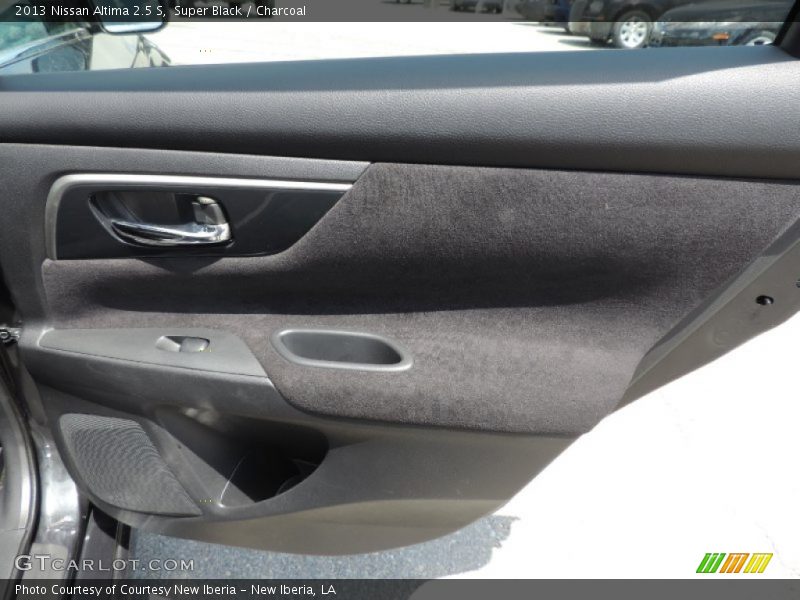 Super Black / Charcoal 2013 Nissan Altima 2.5 S