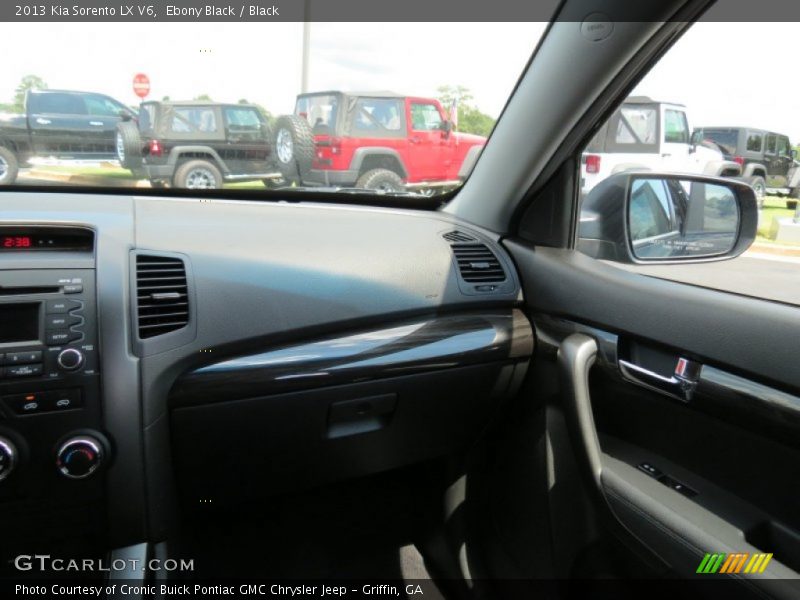 Ebony Black / Black 2013 Kia Sorento LX V6