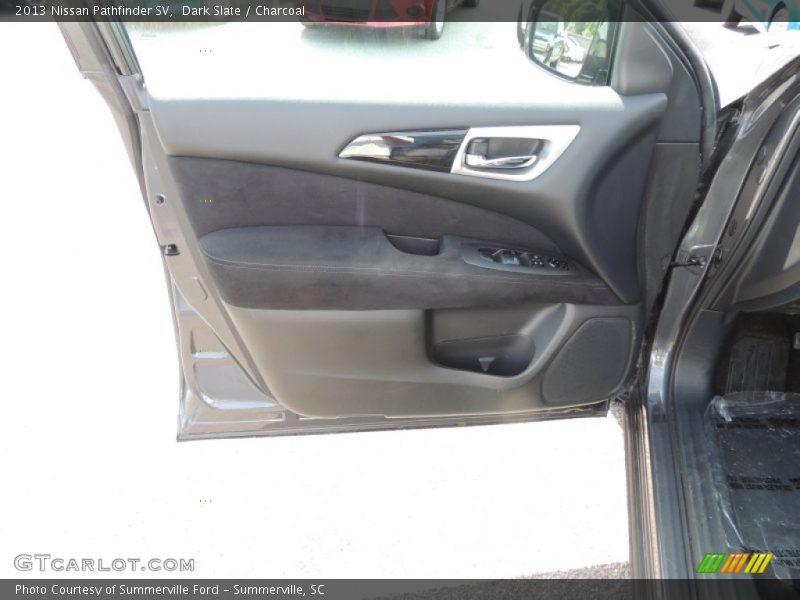 Dark Slate / Charcoal 2013 Nissan Pathfinder SV