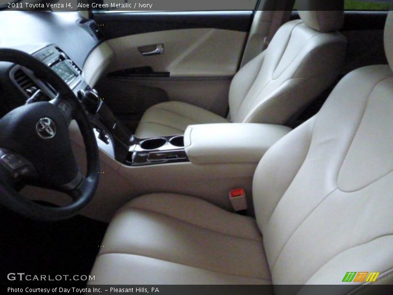 Aloe Green Metallic / Ivory 2011 Toyota Venza I4