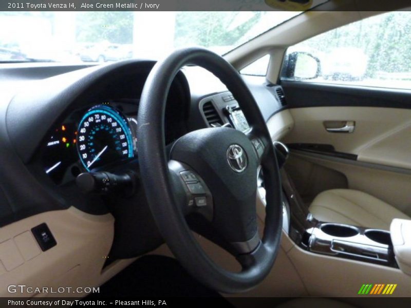Aloe Green Metallic / Ivory 2011 Toyota Venza I4