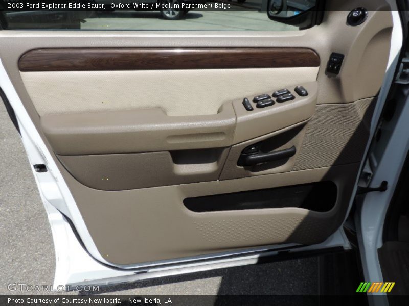 Oxford White / Medium Parchment Beige 2003 Ford Explorer Eddie Bauer