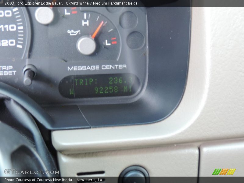 Oxford White / Medium Parchment Beige 2003 Ford Explorer Eddie Bauer