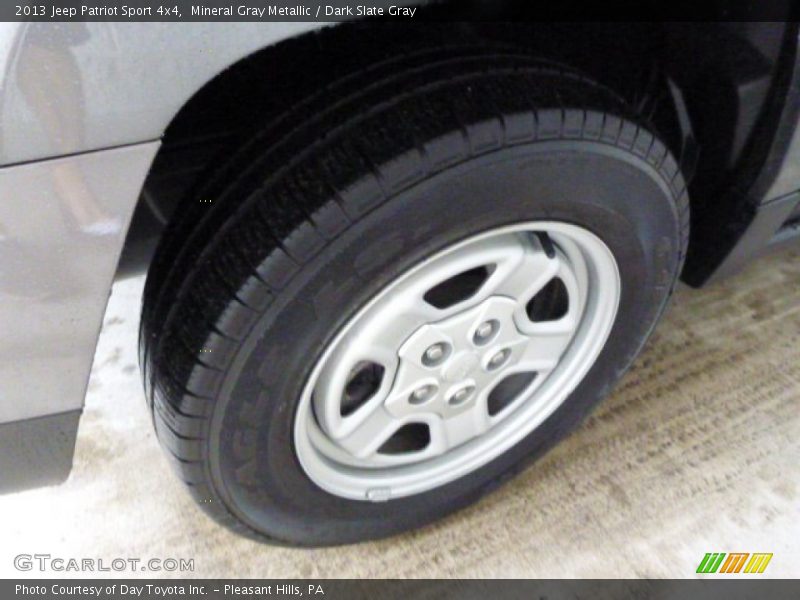 Mineral Gray Metallic / Dark Slate Gray 2013 Jeep Patriot Sport 4x4