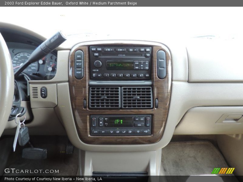 Oxford White / Medium Parchment Beige 2003 Ford Explorer Eddie Bauer