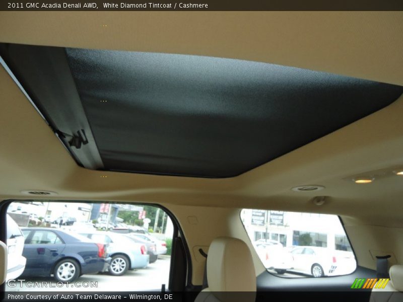 White Diamond Tintcoat / Cashmere 2011 GMC Acadia Denali AWD