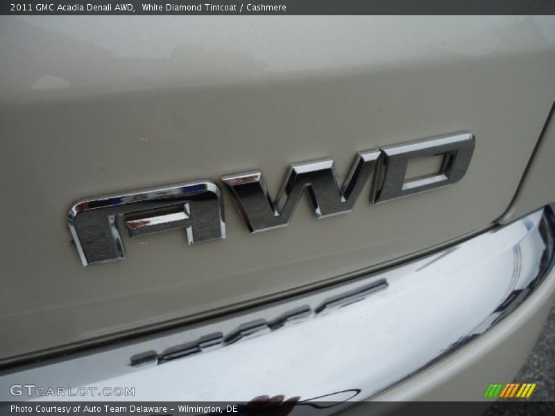White Diamond Tintcoat / Cashmere 2011 GMC Acadia Denali AWD