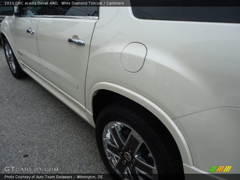 White Diamond Tintcoat / Cashmere 2011 GMC Acadia Denali AWD