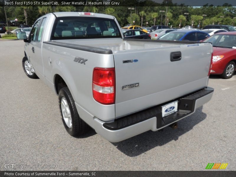 Silver Metallic / Medium Flint Grey 2005 Ford F150 STX SuperCab