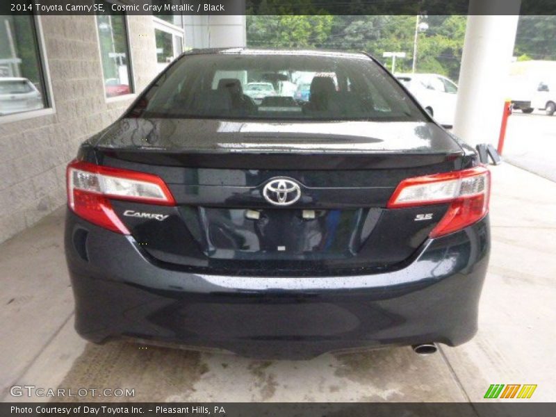 Cosmic Gray Metallic / Black 2014 Toyota Camry SE