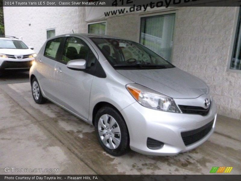 Classic Silver Metallic / Ash 2014 Toyota Yaris LE 5 Door