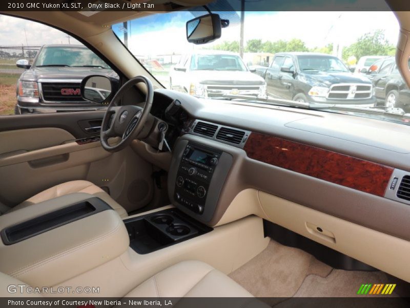 Onyx Black / Light Tan 2010 GMC Yukon XL SLT