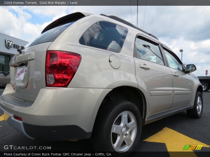 Gold Mist Metallic / Sand 2009 Pontiac Torrent