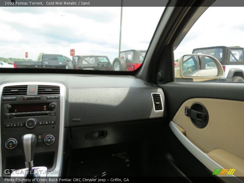 Gold Mist Metallic / Sand 2009 Pontiac Torrent