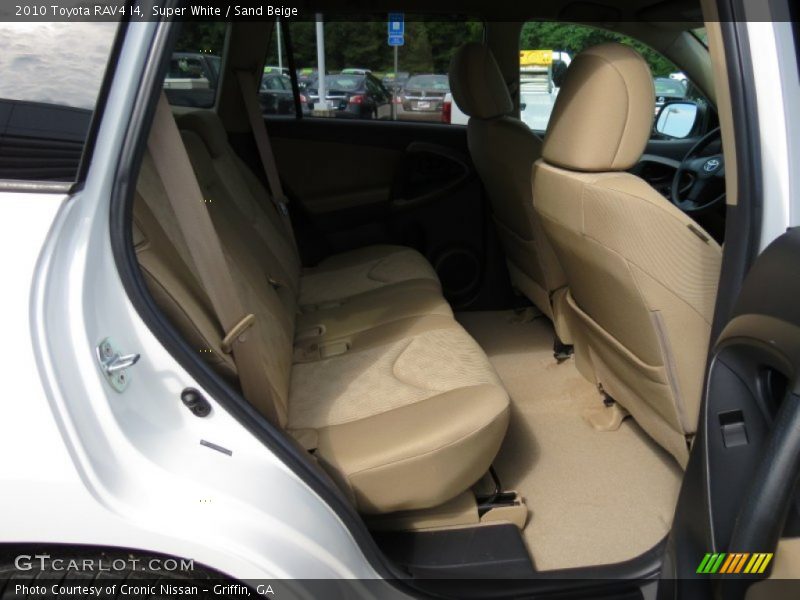 Super White / Sand Beige 2010 Toyota RAV4 I4