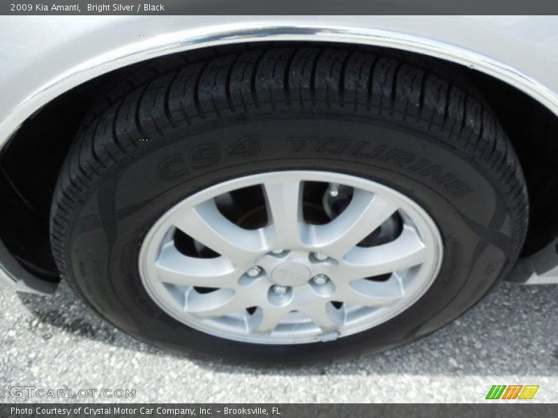 Bright Silver / Black 2009 Kia Amanti