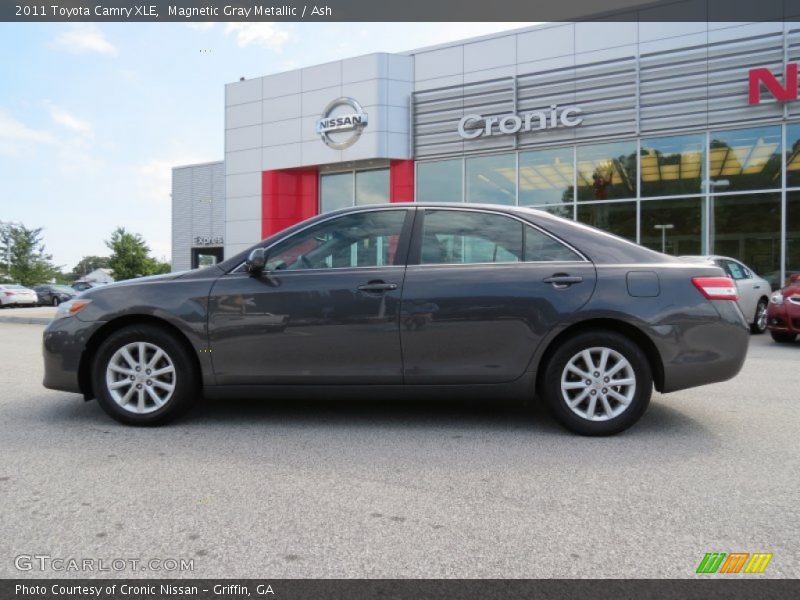 Magnetic Gray Metallic / Ash 2011 Toyota Camry XLE