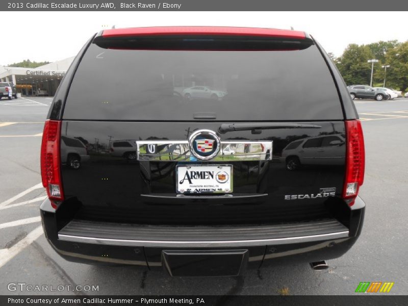 Black Raven / Ebony 2013 Cadillac Escalade Luxury AWD