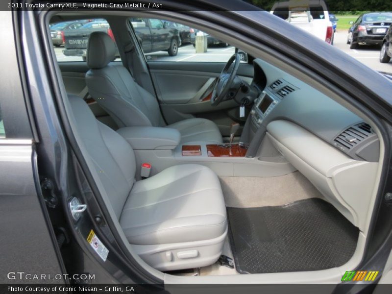 Magnetic Gray Metallic / Ash 2011 Toyota Camry XLE