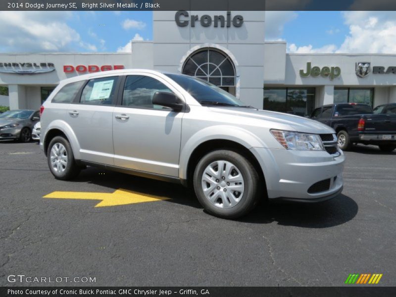 Bright Silver Metallic / Black 2014 Dodge Journey SE