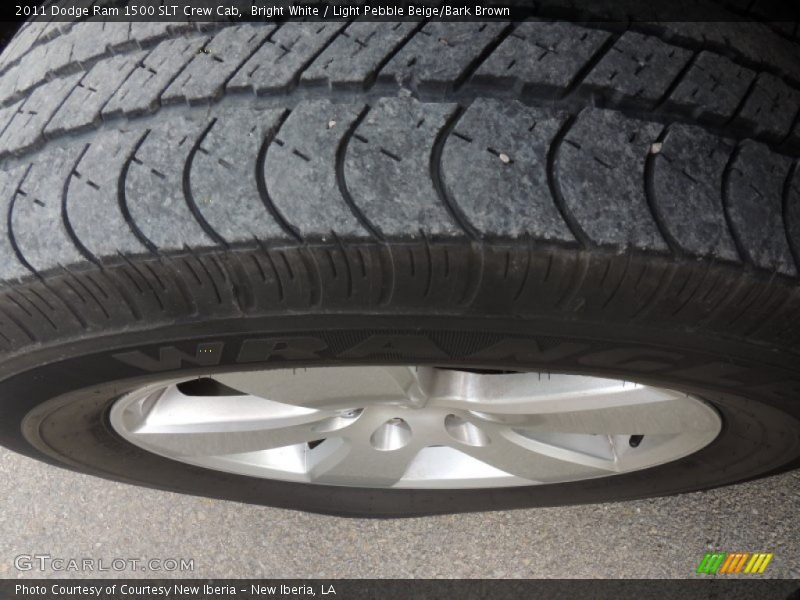 Bright White / Light Pebble Beige/Bark Brown 2011 Dodge Ram 1500 SLT Crew Cab