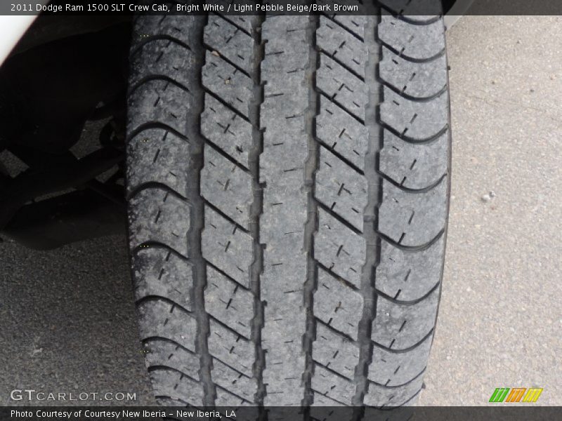 Bright White / Light Pebble Beige/Bark Brown 2011 Dodge Ram 1500 SLT Crew Cab