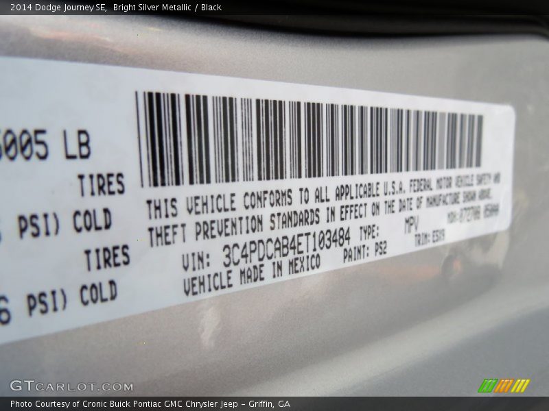 Bright Silver Metallic / Black 2014 Dodge Journey SE
