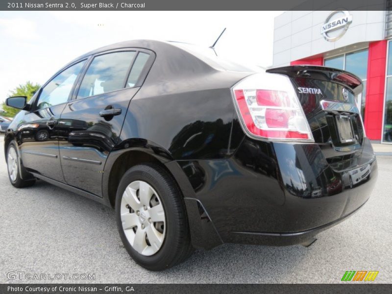 Super Black / Charcoal 2011 Nissan Sentra 2.0