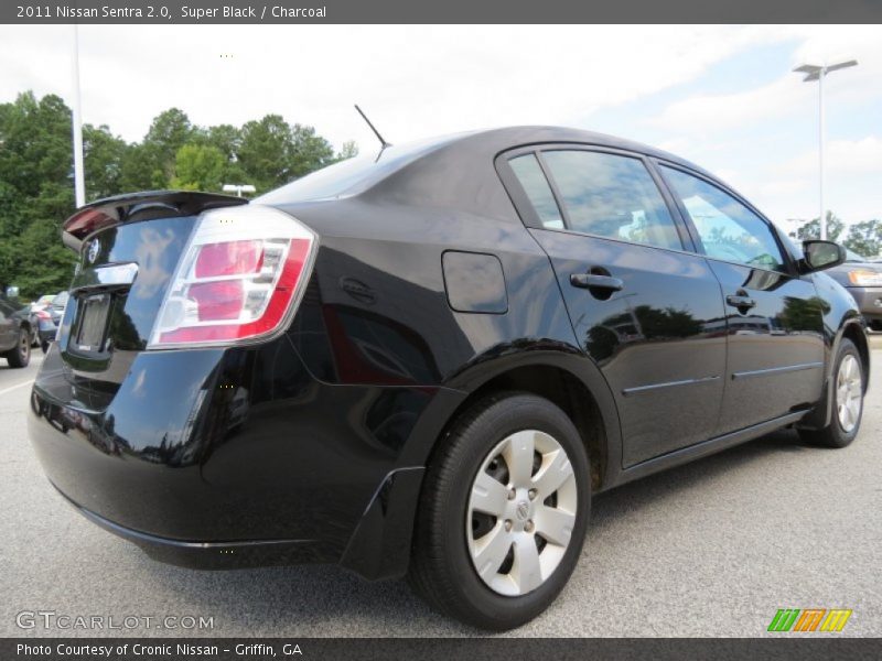 Super Black / Charcoal 2011 Nissan Sentra 2.0