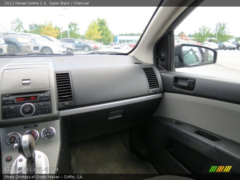 Super Black / Charcoal 2011 Nissan Sentra 2.0