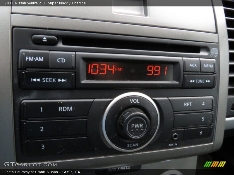 Super Black / Charcoal 2011 Nissan Sentra 2.0