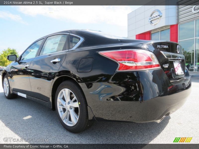 Super Black / Beige 2014 Nissan Altima 2.5 SL